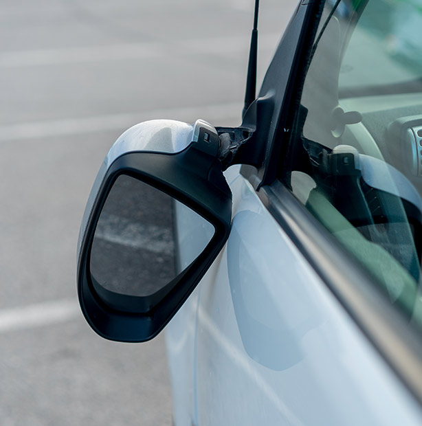 service complet de remplacement des rétroviseurs